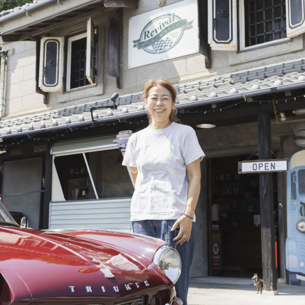 【三崎】三浦じゅうの名車が集う。大正期の蔵が生まれ変わったRevival Cafe