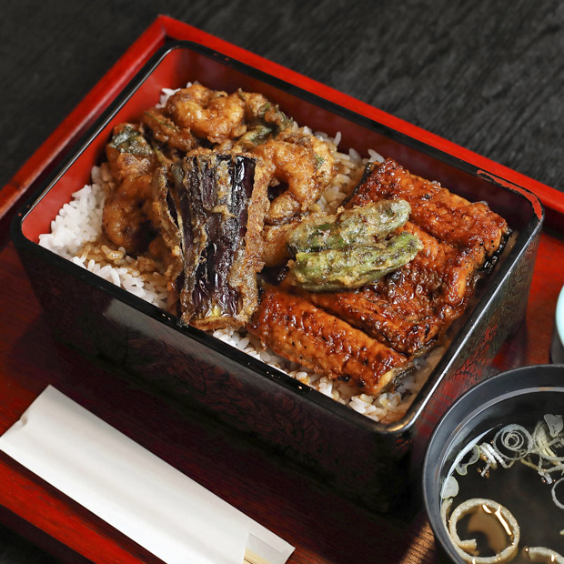 【横須賀】創業105年「和心 天まる」で味わう最高の鰻とかき揚げ重ランチ