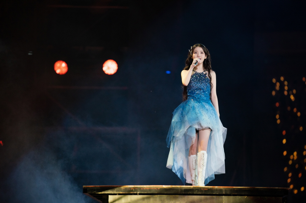 「IU CONCERT : THE WINNING」