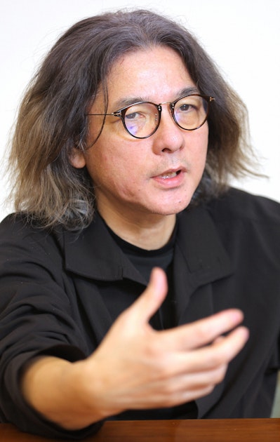 写真【4/6枚】 アイナ・ジ・エンドの声と震災の記憶 〝旬〟の才能との出合い続ける岩井俊二監督 「キリエのうた」 ひとシネマ