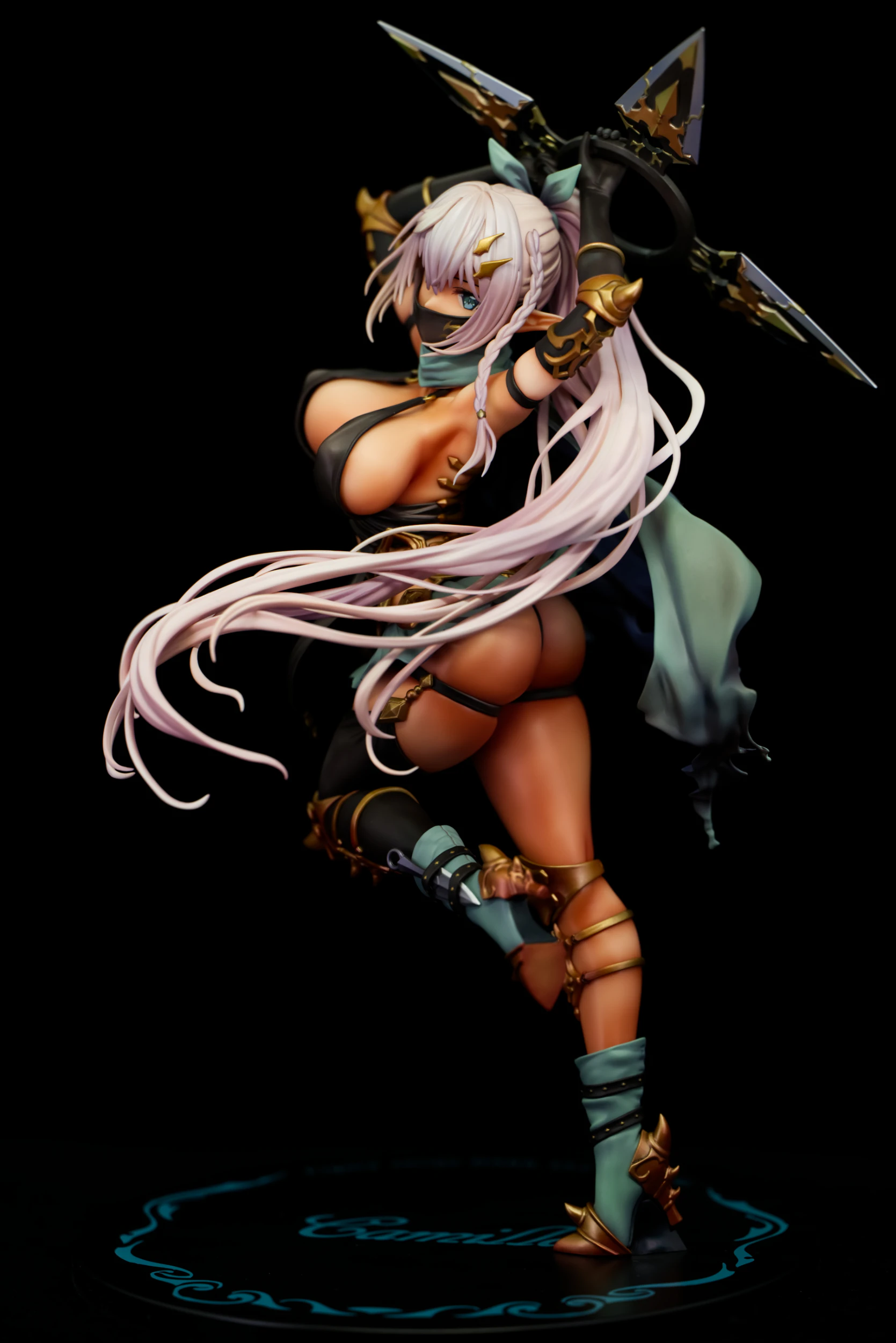 ダークエルフ村 第4村人 カミラ