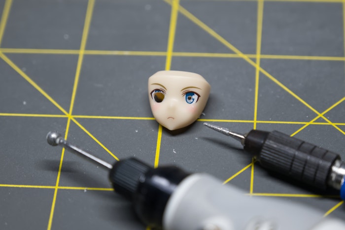 開眼・穴を広げる