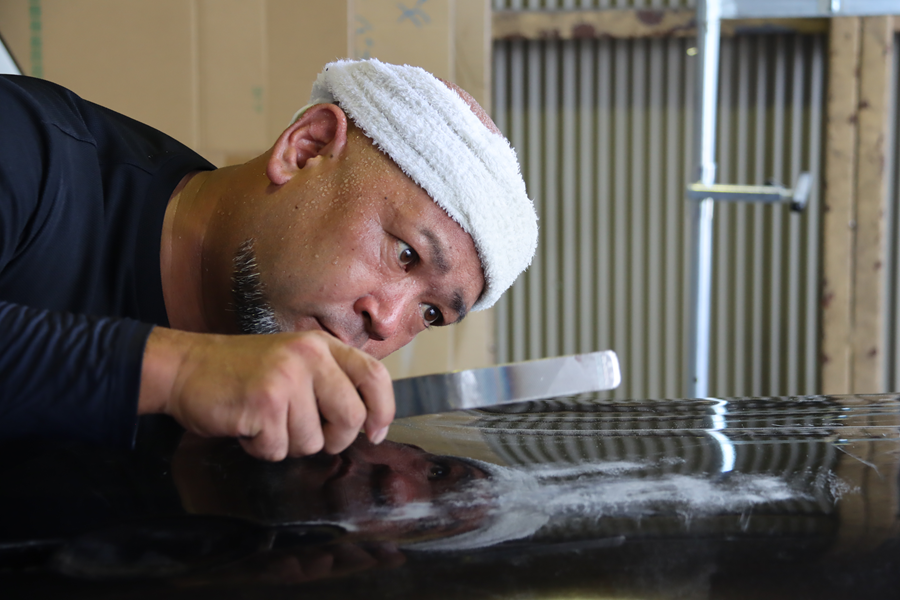 真剣な眼差しでオン・ドリーの練習に取り組む