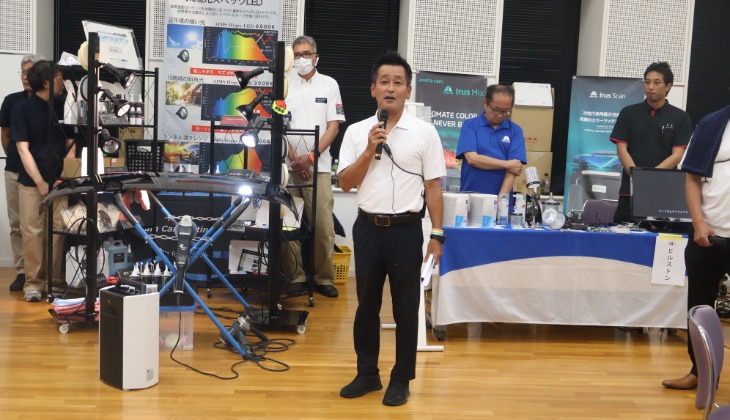閉会のあいさつをする大原孝司理事長