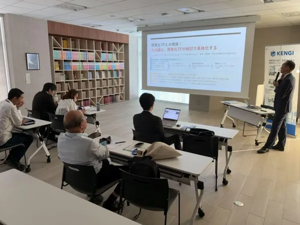 大越氏講演のようす