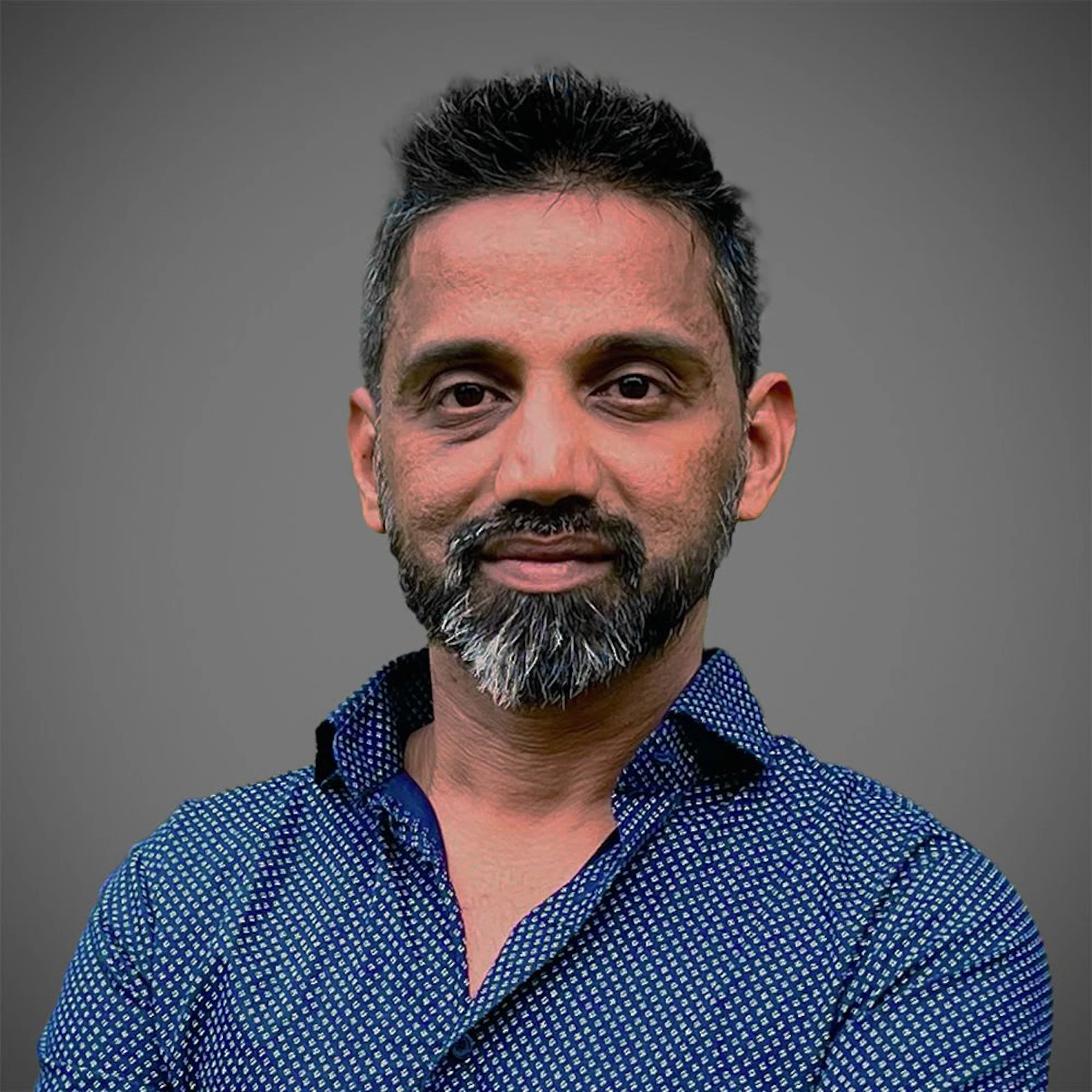 UberのCTO、Praveen Neppalli Naga氏の公式ポートレート