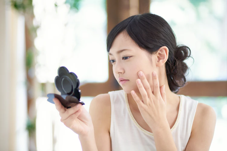 【ニキビ対策】肌質を改善する7つの予防法！それでも対策が難しい場合は？