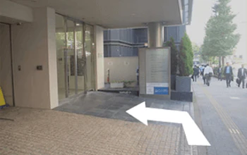 グラフィオ西新宿