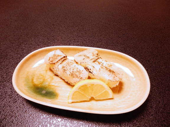 画像：あぶりホタテ