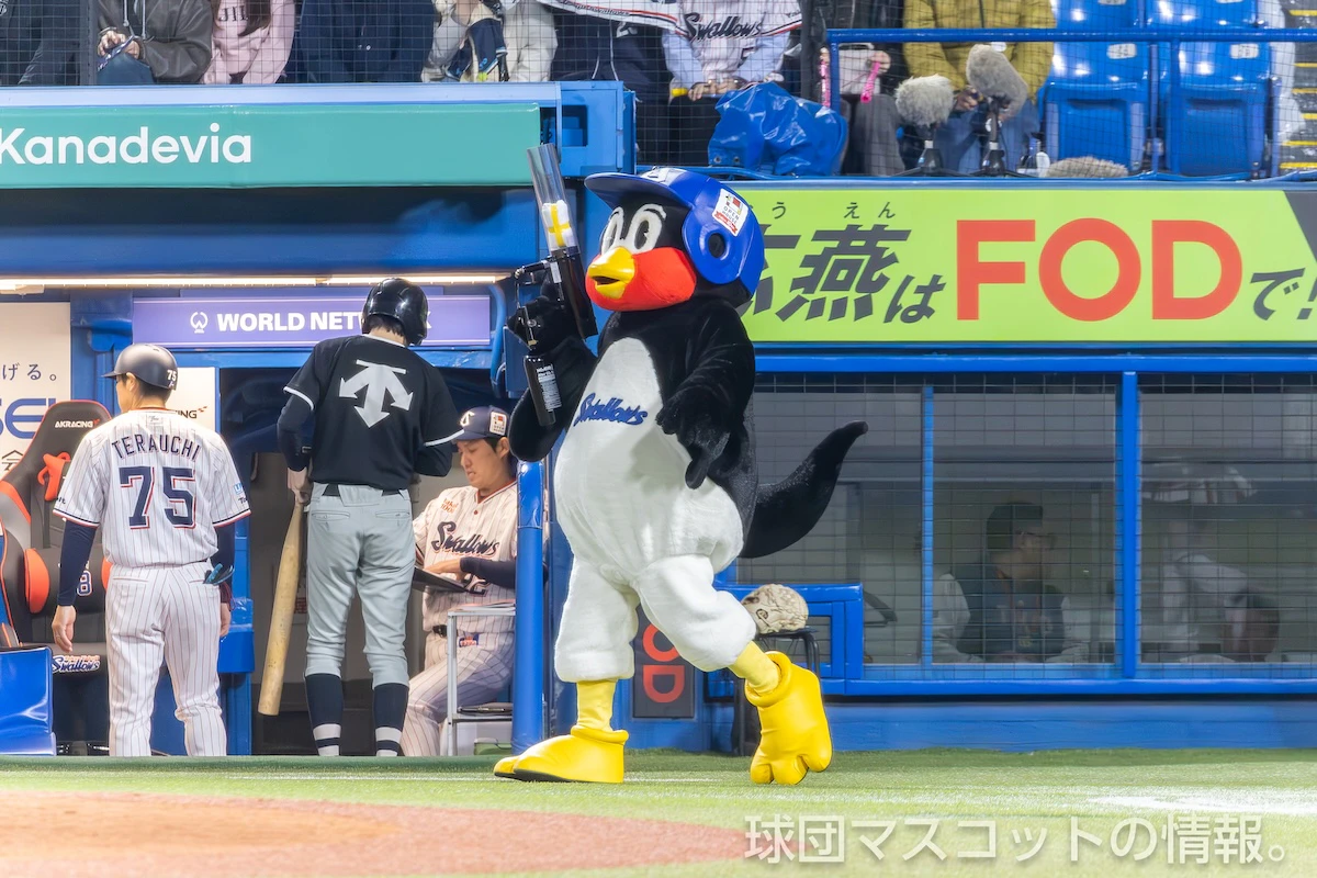 つば九郎の画像 5枚目