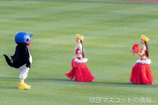 つば九郎、つばみ ヤクルト対巨人