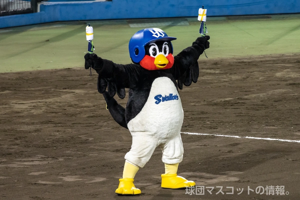 つば九郎(1994〜2025)の画像 2枚目