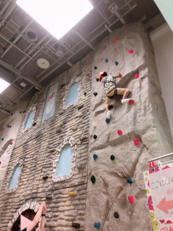 天井まで続くボルタリング