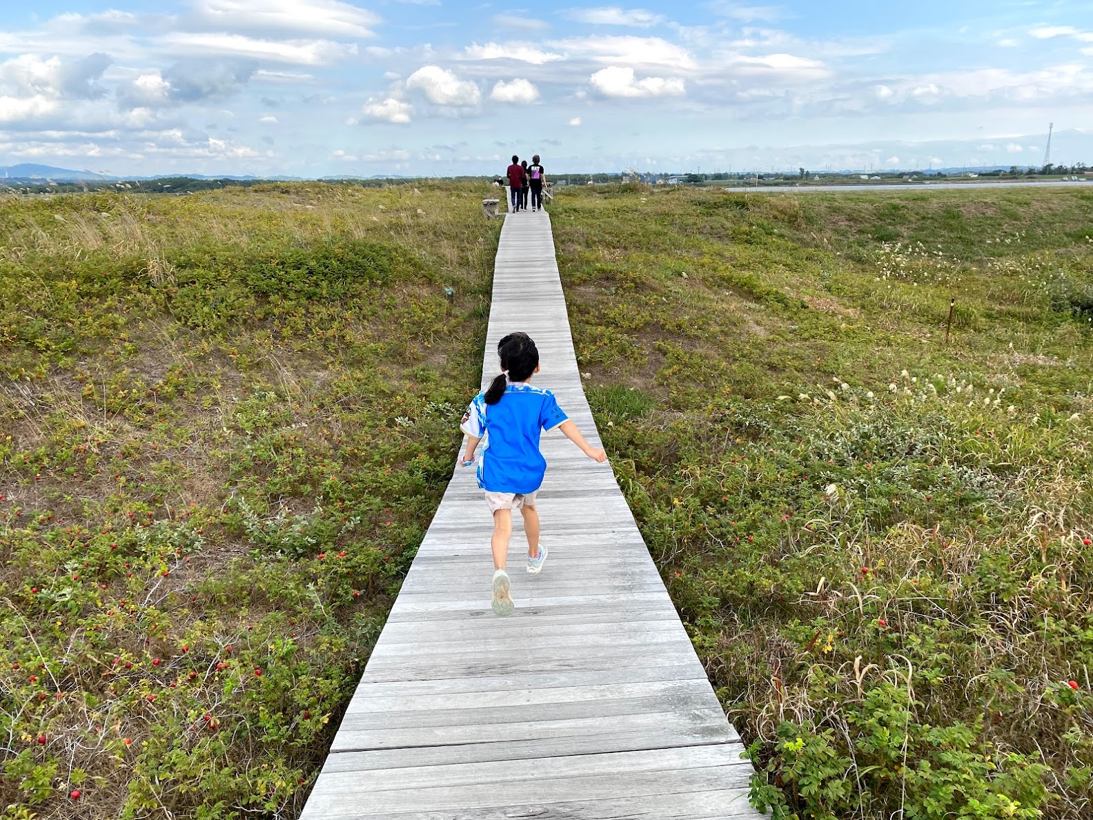 スリッポン　幼稚園　靴　履きやすい　おすすめ