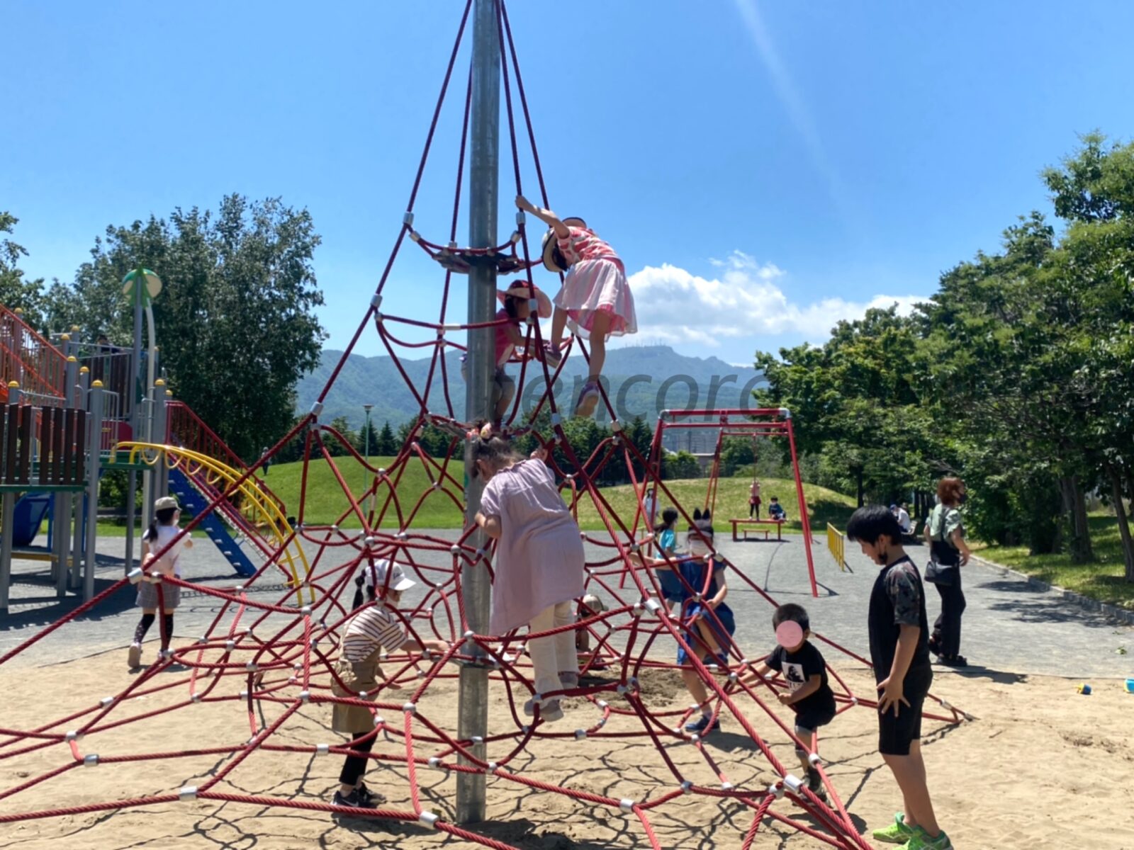 大型ジャングルジム　下手稲公園　札幌