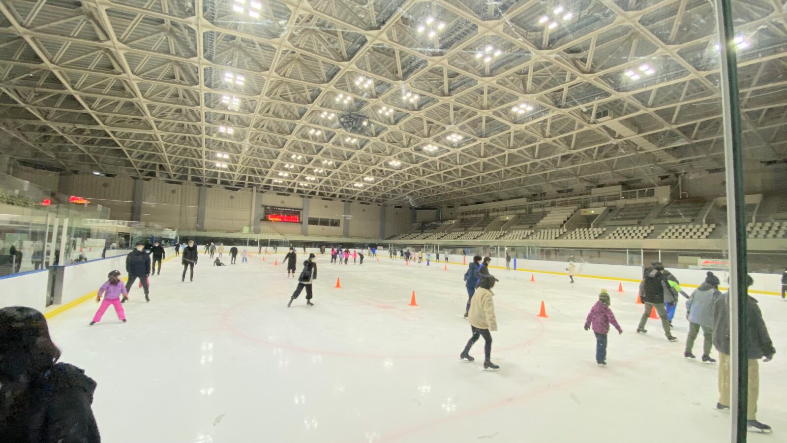 月寒体育館　スケート　いつまで　時間