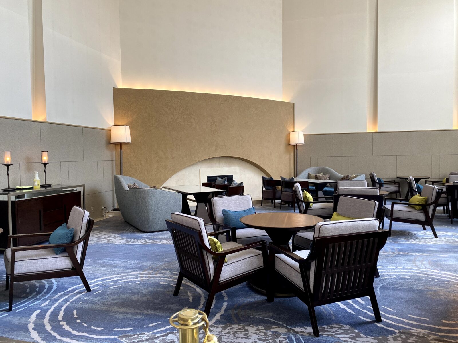 ウェスティンルスツリゾート 朝食 アトリウム 座席 子連れ