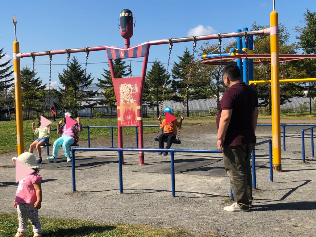 屯田公園のブランコ