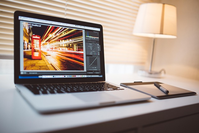 コンピューター, マックブック, タブレット, 編集, 写真, lightroom, ノート, ラップトップ, コンピューターの画面, コンピューターデスク, ワークスペース, 編集, 編集, 編集, 編集, 編集