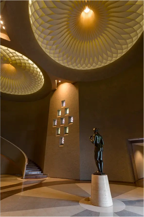 The soon-to-close Kawamura Memorial DIC Museum of Art (Sakura City