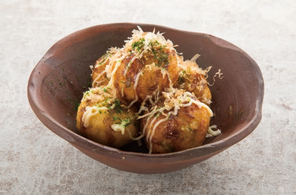 Takoyaki served in a bowl