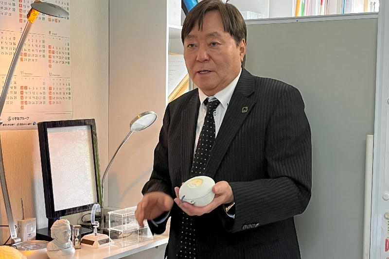 住人の健康を見守る天井のセンサー　ミリ波で呼吸や心拍数算出
