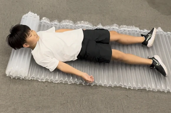 「睡眠の質」、避難所でも確保 健康を守る災害用エアマット