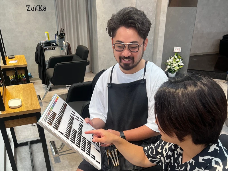 店舗・従業員・顧客の”三方よし”とは?美容室が挑む生産性向上