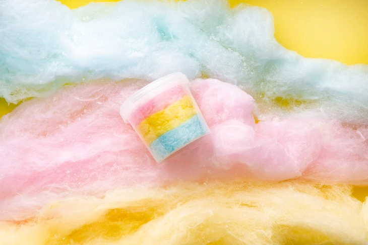 懐かしの綿菓子をグルメに　オリジナルブランドで生産拡大