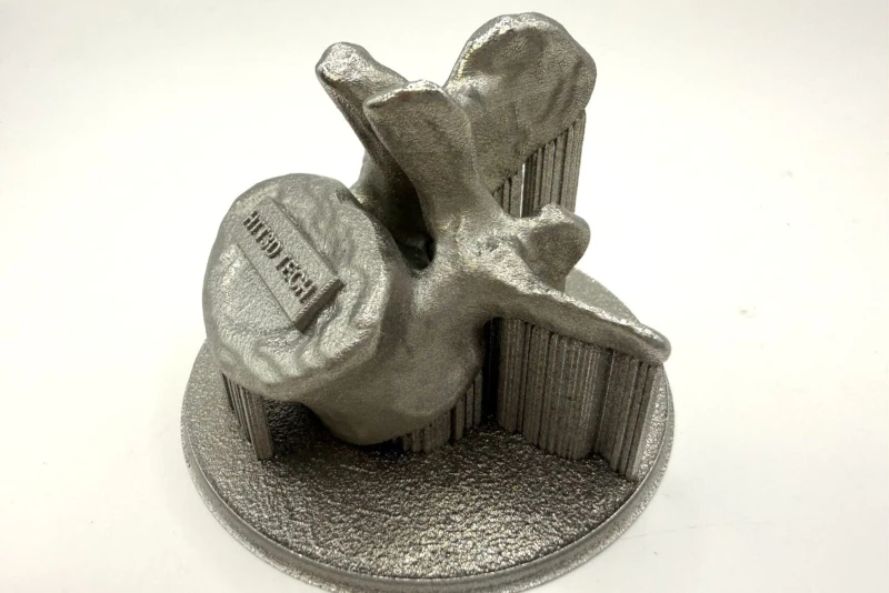 台湾発の卓上型の金属3Dプリンター　製造現場の人手不足対策に