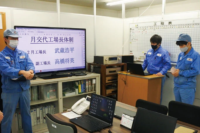 「月替わり工場長」で人材育成　現場指示、協力会社手配‥　