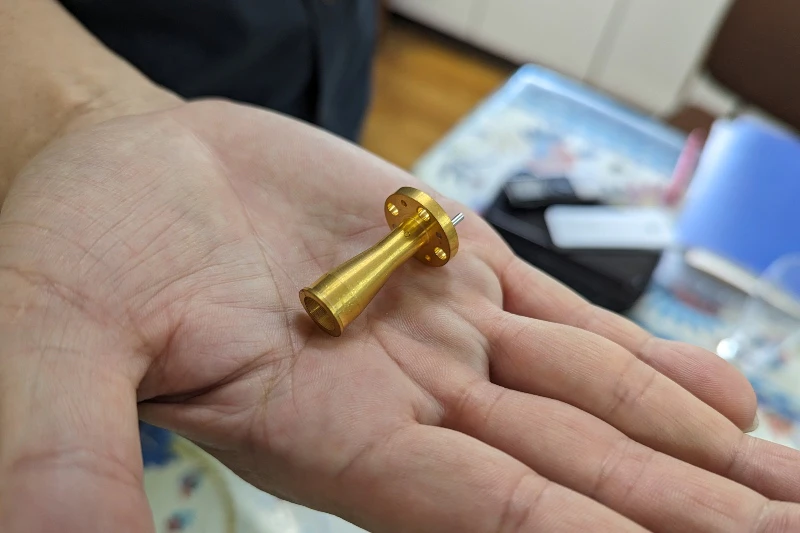 マイスターの率いる「金属加工ワンストップ」　NCも放電も