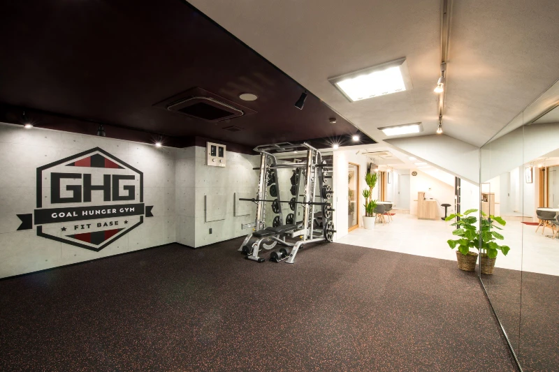 10年後の体の変化を予測　GHG FIT BASEが提供するAI駆動型トレーニング