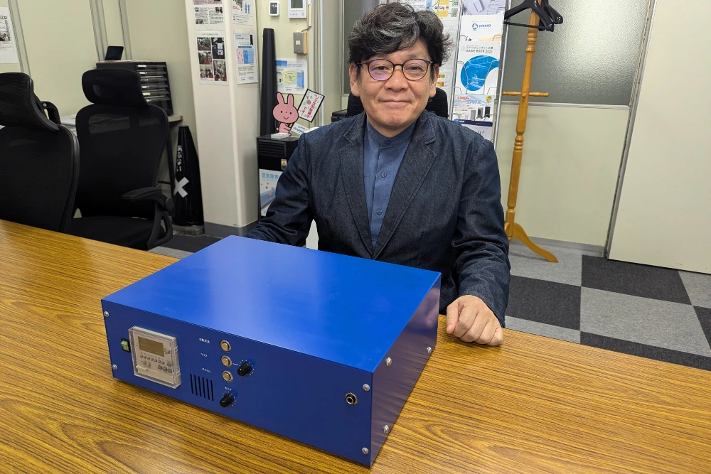 センサーと連動「放送ロボット」、現場の労災事故を防ぐ