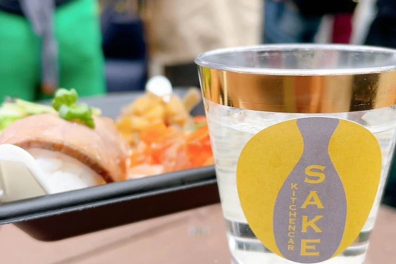 街を走る「角打ち」　酒蔵を応援する日本酒キッチンカー