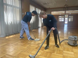 働きやすいビル清掃業、主力は女性　すき間時間を勤務に