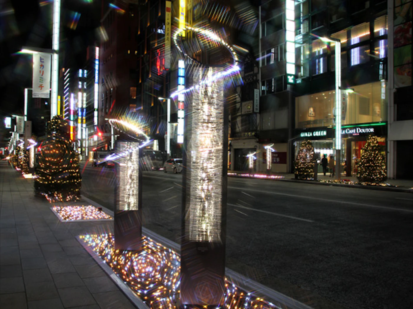 GINZA ILLUMINATION 2013 ヒカリミチ ～希望の輪～