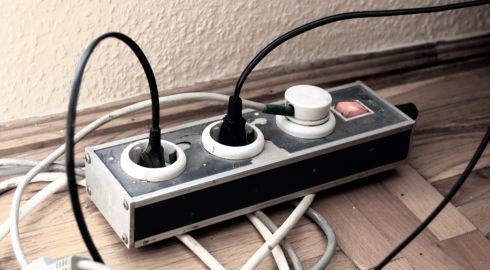 面白いコンセント器具やケーブルボックスまとめ（11月11日は「配線器具の日」！）