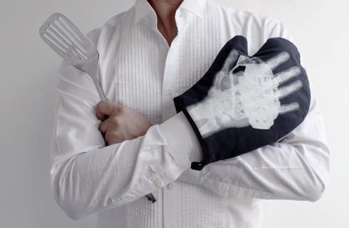 X線検査してるキッチンミトン【SECRET WEAPON oven-glove】