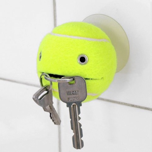 パックマンみたい。不思議なフック【Mr.Wilson】