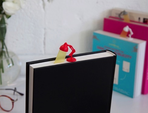 ページにスポットライトを当てるブックマーク（しおり）【Lightmark】