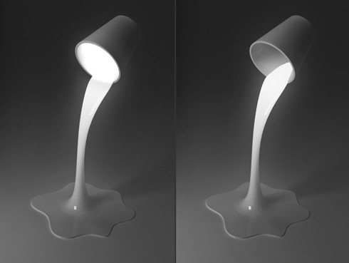 思わずギョッとしてしまいそうなデザイン照明【Pour Lighting】