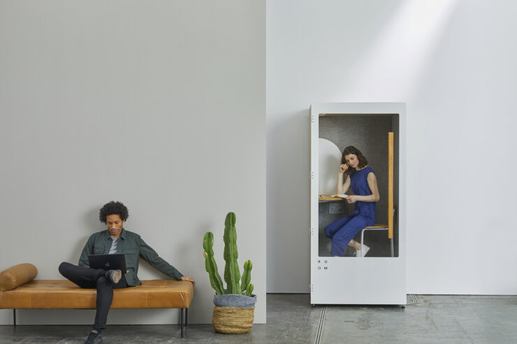 自宅でも使える。シンプルな防音個室ブース【ROOM Phone Booth】