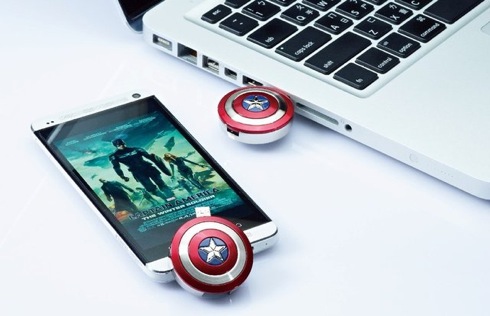 キャプテン・アメリカな気分になれるUSBメモリ【Captain America Shield Stick】