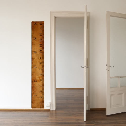 お子さんの成長が一目瞭然な「定規」のウォールステッカー【Ruler Growth Chart】