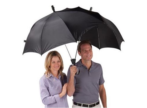 「相合い傘」のために作られた傘【The Dualbrella】