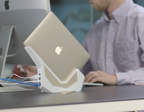 ７種の拡張ポートを搭載したスマートなMacbookドック【SparrowDock】