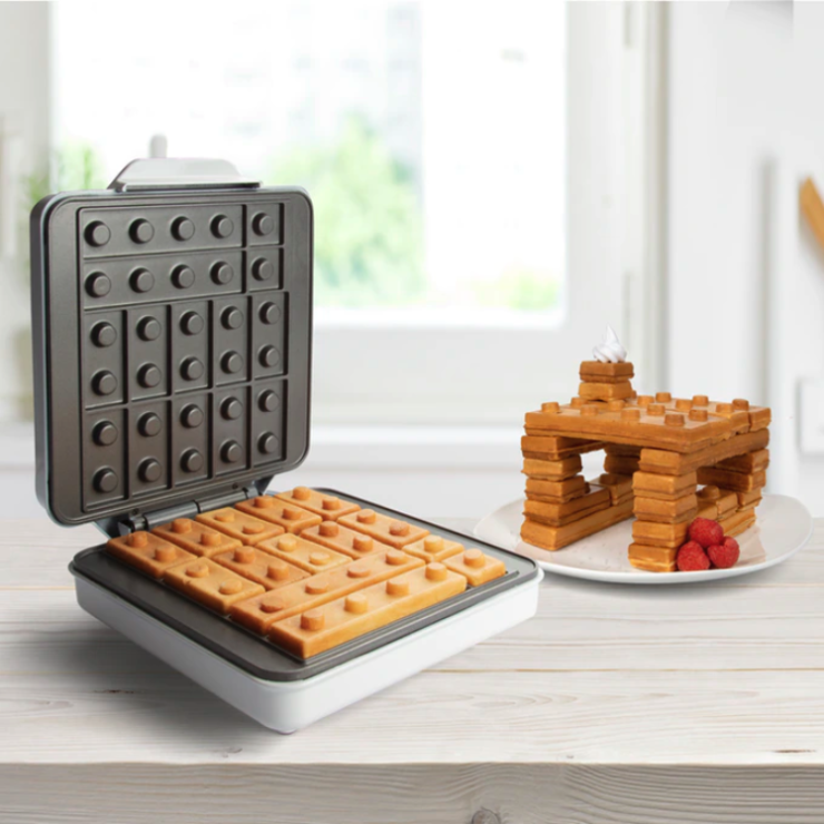 レゴブロックが作れちゃう？ワッフルメーカー【Building Brick Waffle Maker】
