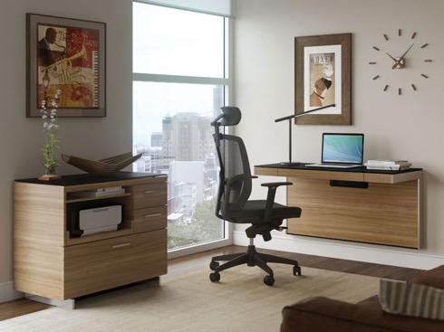 パソコン作業に最適。省スペースなウォールマウントデスク【Sequel Wall Desk】