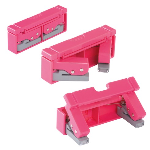 ボタンひとつでトランスフォーム。コンパクトな穴開けパンチ【LIHIT LAB.コンパクトパンチ】